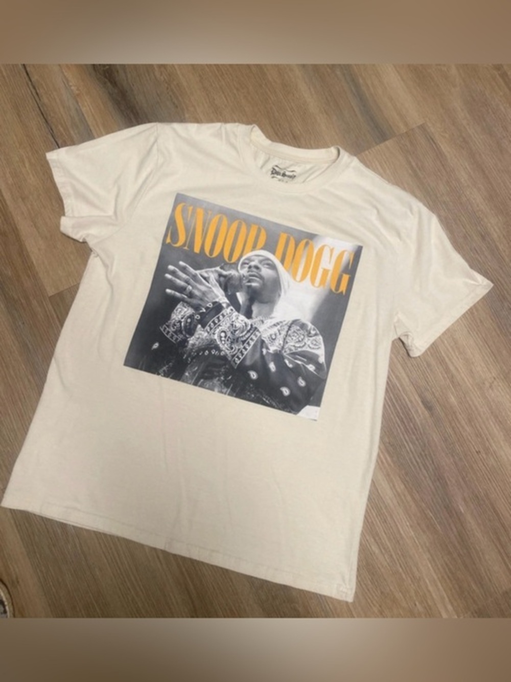 Snoop Dogg Graphic Tee - Cream large Dogg supply
